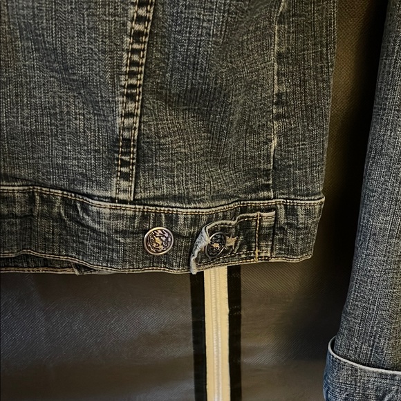 Rue Twenty-one Stylish Denim Jacket-EUC - Picture 10 of 11